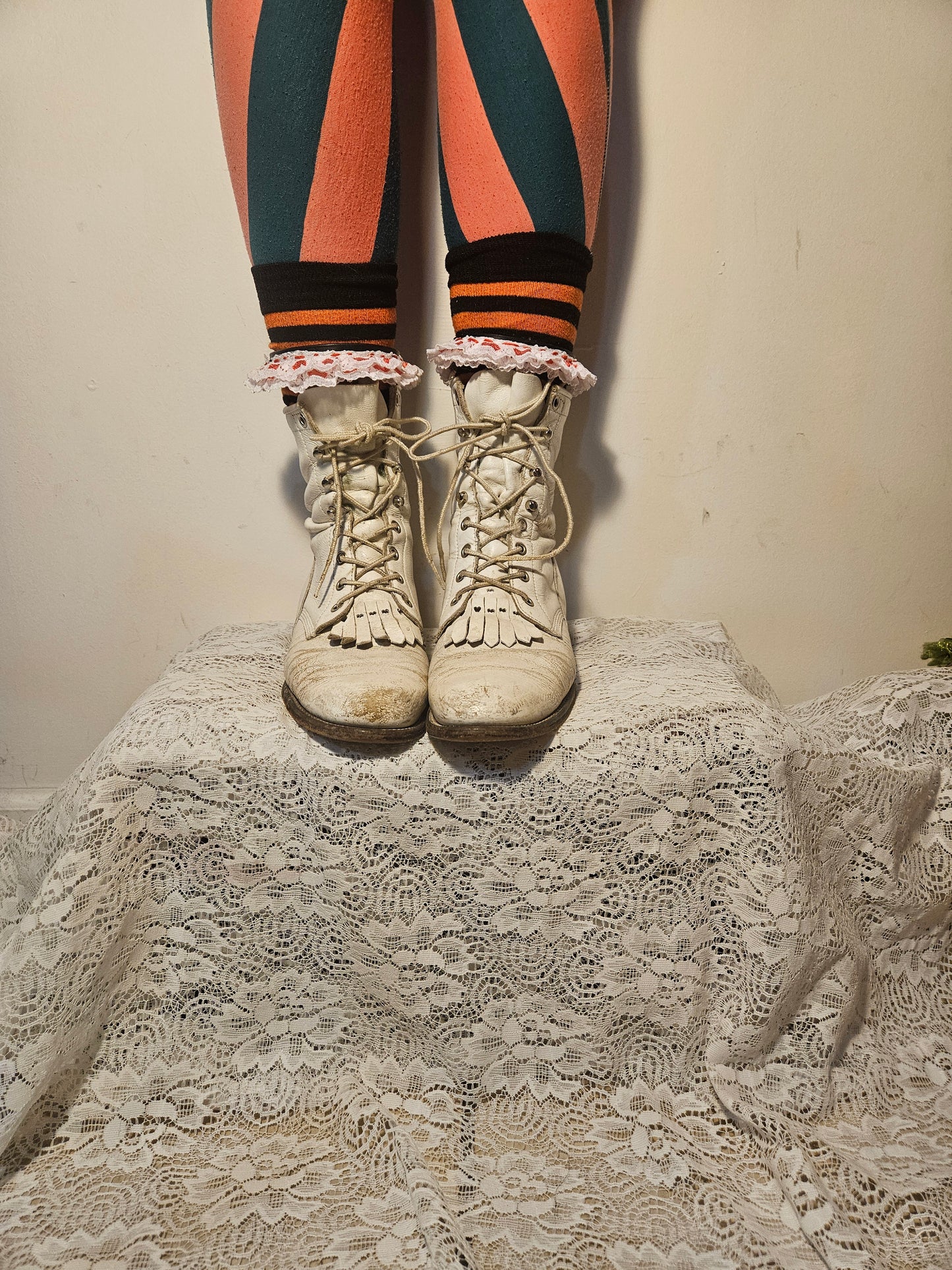 Fae bo boot ankles/boot cuff.