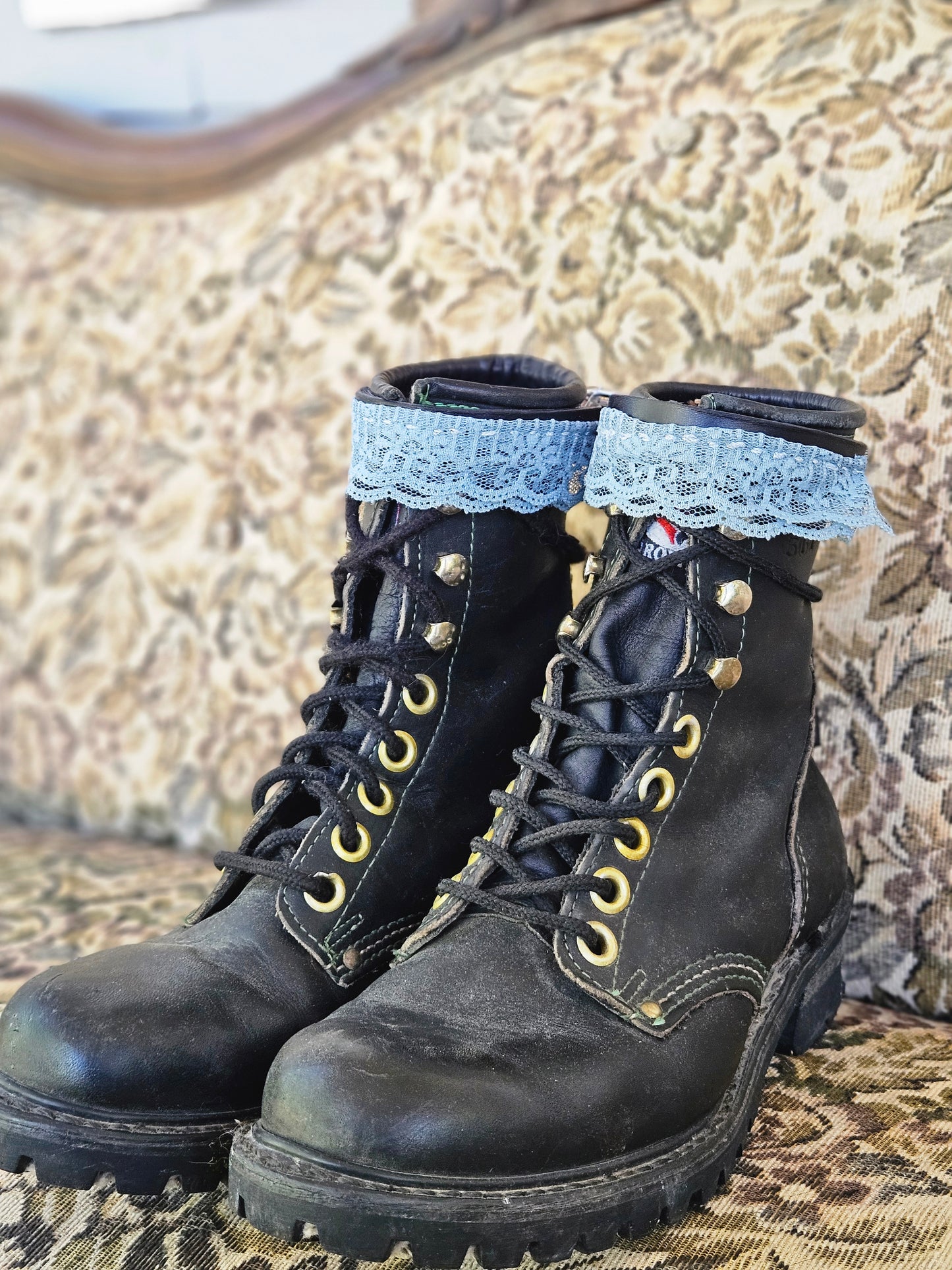 Powder blue lace cuffs