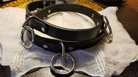 Tumbleweed bondage belt