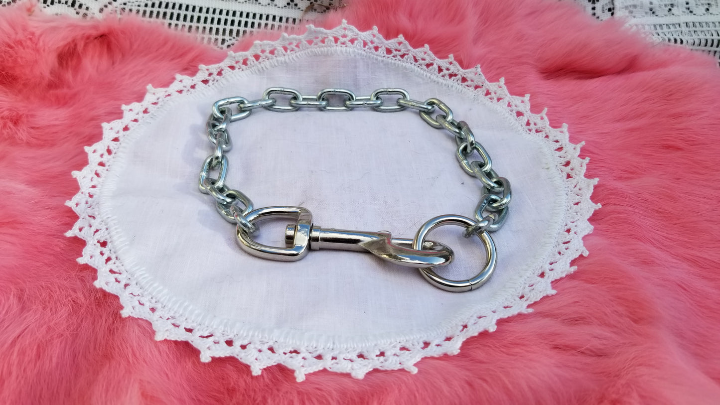 Macy chain harness