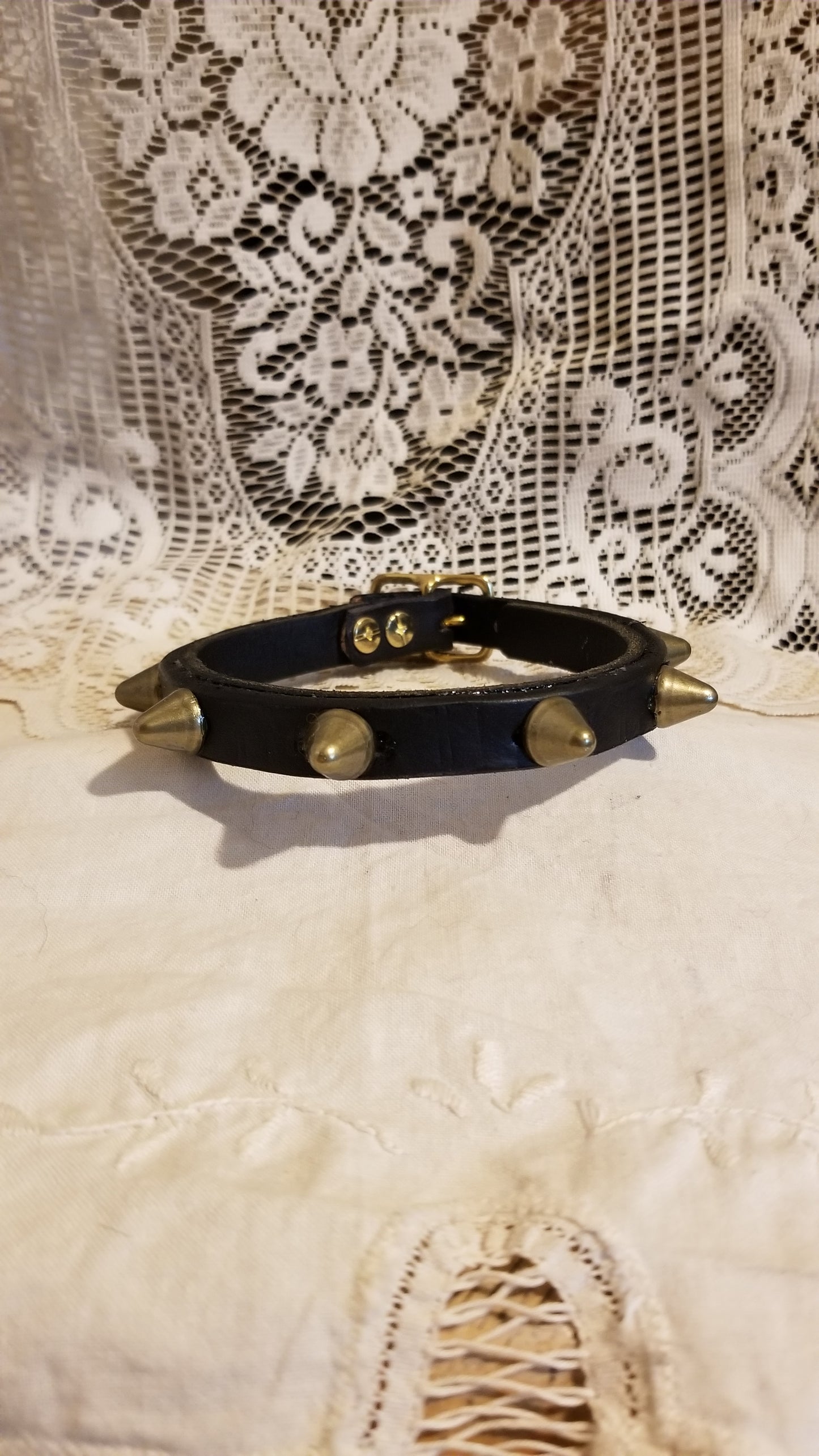 Anie collar