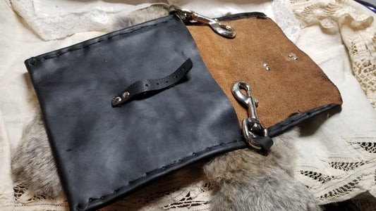 Hip clip bag
