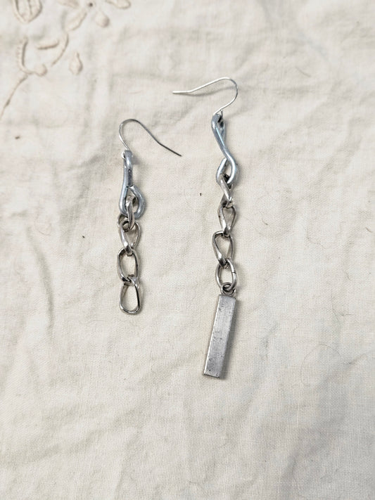 Chain earrings