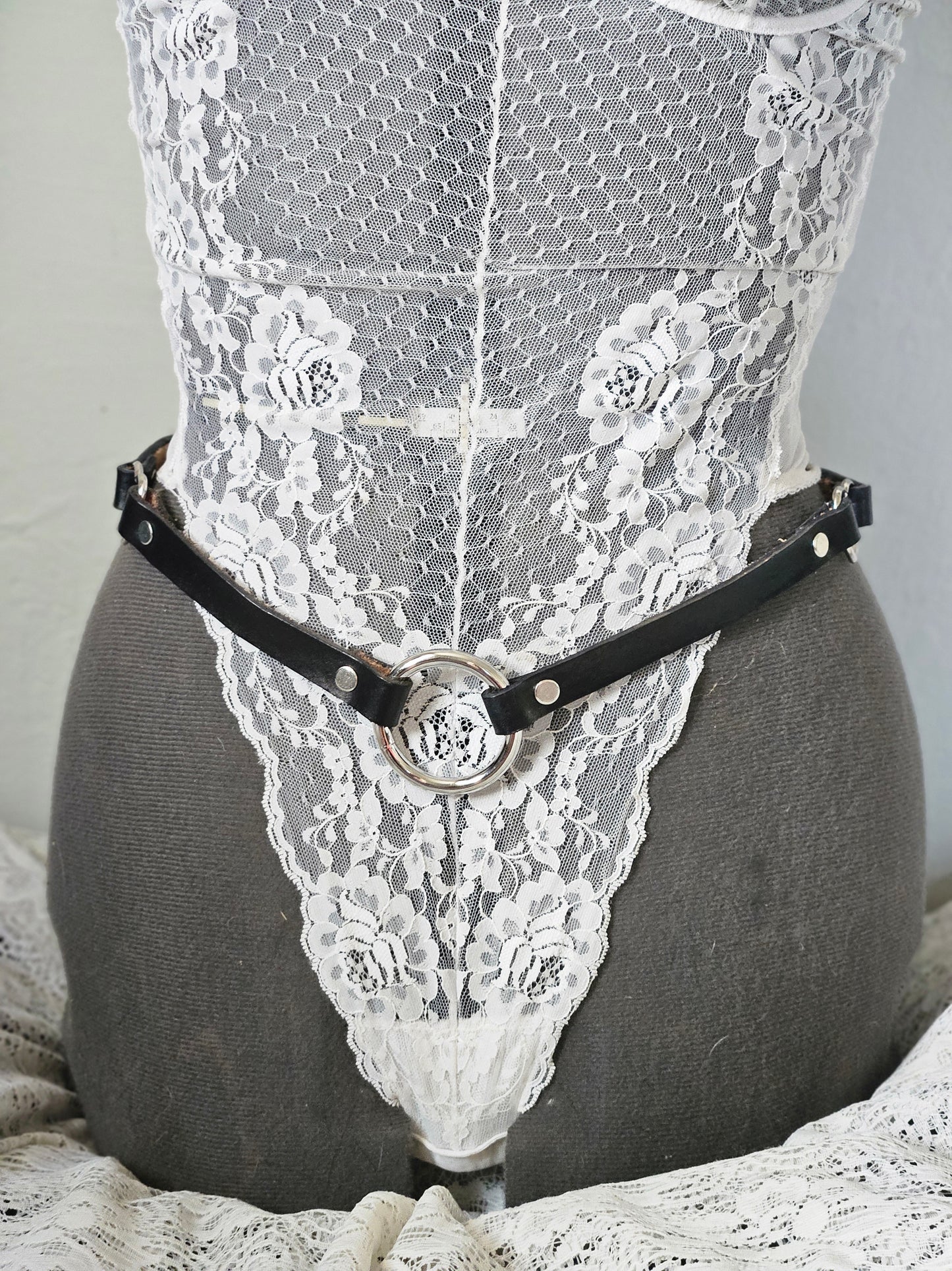 Heart & O ring belt