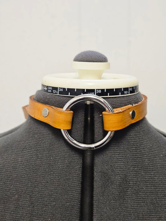 Tan persephone collar